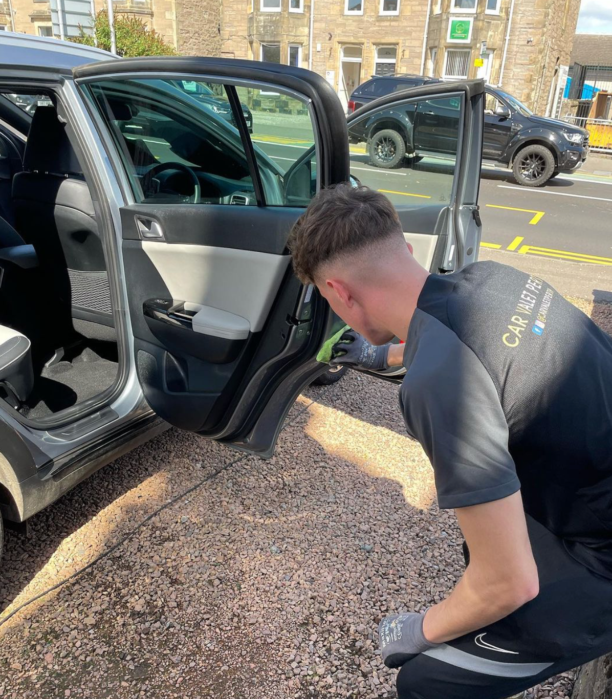 Car detailing and valeting training course online guide 1 to 1 call